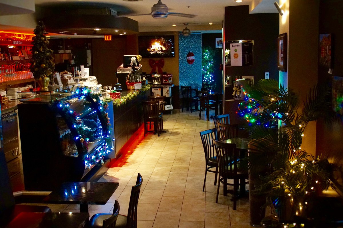 GioBeanCoffee's tweet photo. 'Christmas waves a magic wand over this world and everything is more beautiful' https://t.co/1nHaMIXfLJ