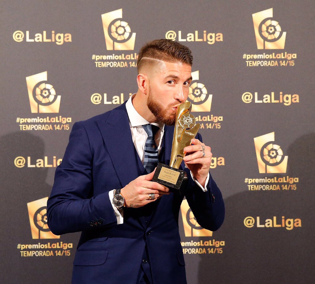 SergioRamos's tweet photo. 4 años consecutivos. Muchas gracias a todos los que lo hacen posible. 4 years in a row! Many thanks. #PremiosLaLiga https://t.co/vddZOIAOZB