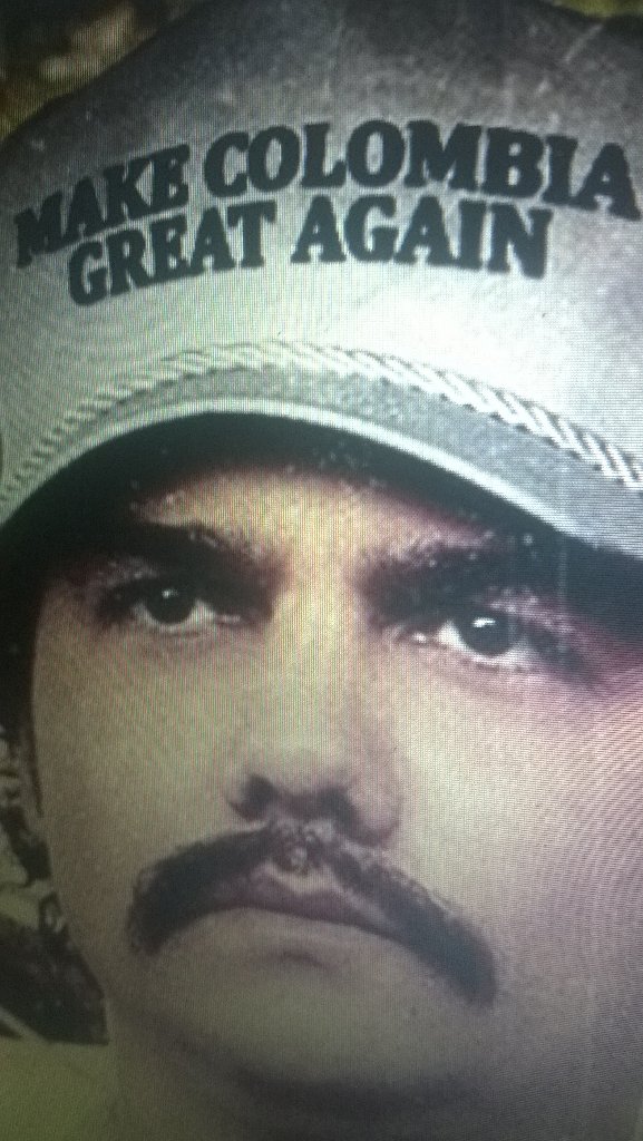 Geniuses are always branded crazy - Pablo Escobar

Happy Bday 