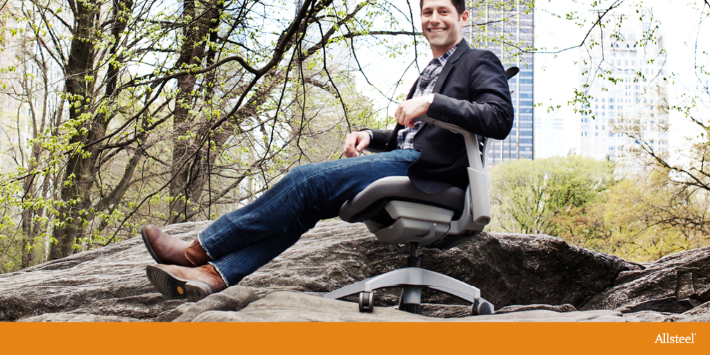 Allsteel's tweet photo. Where in the world is Mimeo? Enjoying the view with Wesley Vice in Central Park. #MeetMimeo https://t.co/NfZwoP8fL6 https://t.co/1Hovn0ndMy