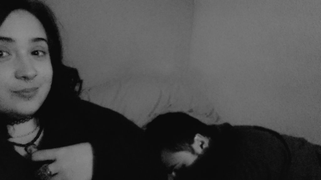 ly_4496's tweet photo. Y ya no sé que hacer sin ti, eres mi mitad, mi más bonita casualidad. ♡♡♡♡ @RAIZO551 https://t.co/Claywn26cs