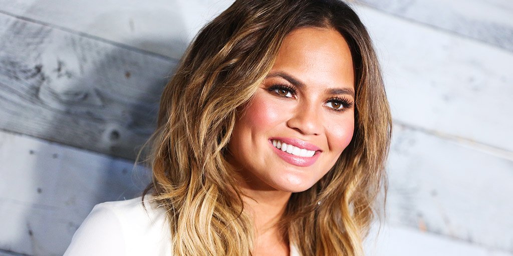 Happy birthday, Chrissy Teigen! 