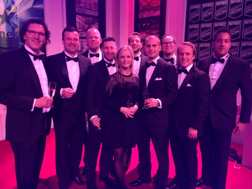 Woutervanderham's tweet photo. Topavond met collega's @DeliXL @EversVD @PascalMilhado @LClaassens @coenvdsandt bij #hospitality #awards https://t.co/zaOqW6zD9E
