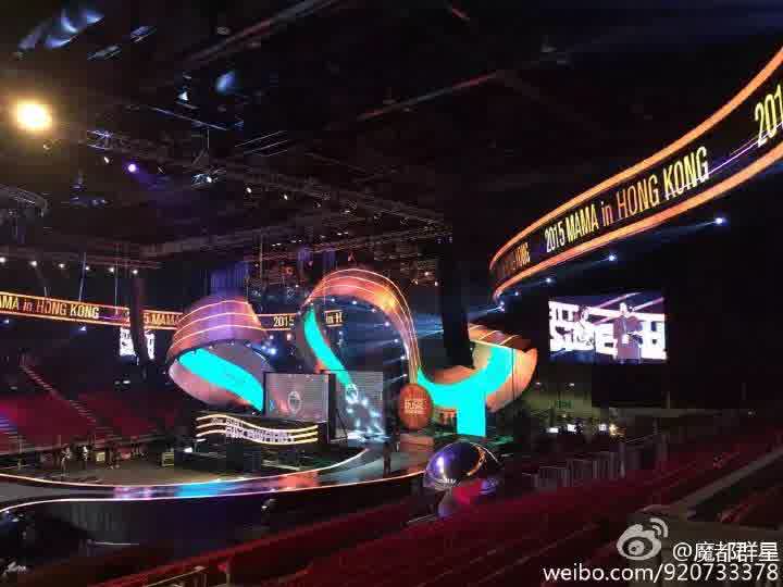 151201 The stage for #2015MAMA (© 魔都群星 )