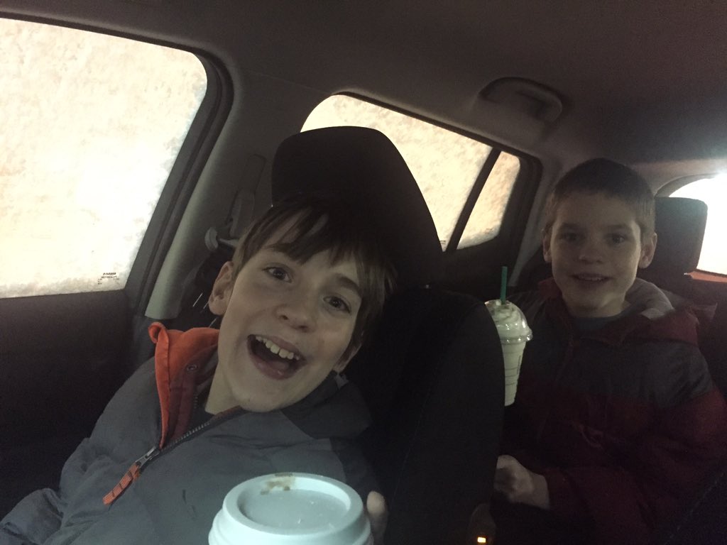 K8communicates's tweet photo. We'll brave the snow for our free stars! Thanks @Starbucks! #mustmaintaingoldstatus https://t.co/ZF6fFGKfEA