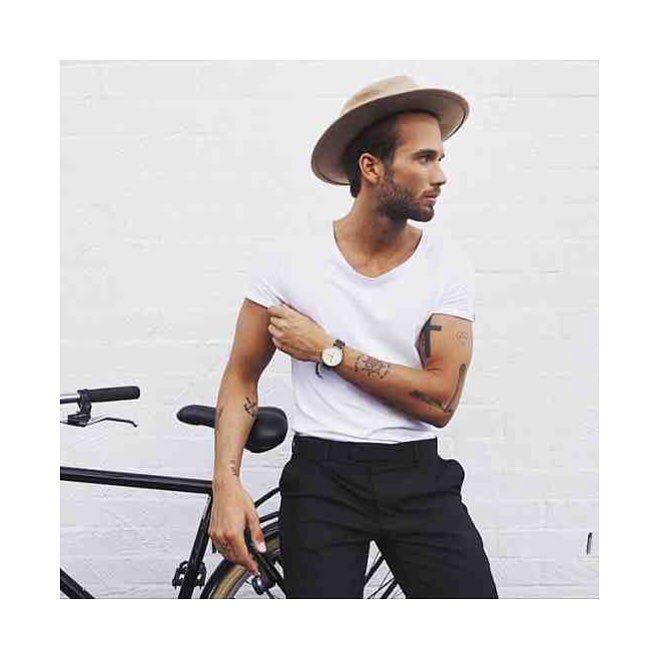 STYLEABIDING's tweet photo. #StyleAbiding yet simple! https://t.co/IZQgilYyV1
