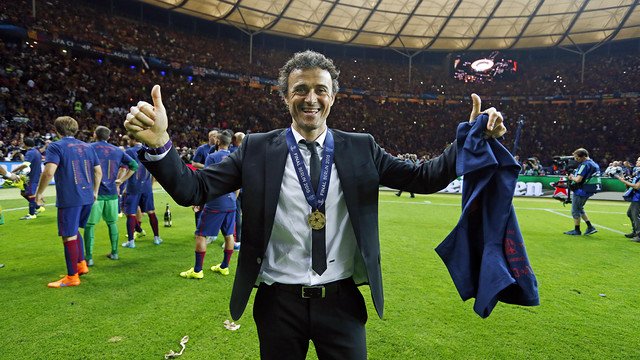 FCBarcelona_cat's tweet photo. Luis Enrique és un dels tres finalistes a guanyar el guardó de Millor Entrenador de l'Any https://t.co/JZ2O8roQLn https://t.co/o4i6xZPkLG