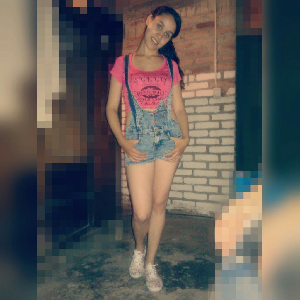 Solciithoo26's tweet photo. Ámame como soy..
Así de Juanitaa  ;-b https://t.co/sIORoZaGFy