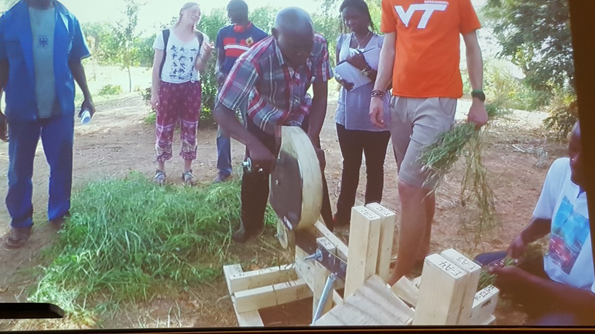RalphPHall's tweet photo. Africaneering in Senegal. #VirginiaTech #BOBTalk https://t.co/uVRtSZsxkv