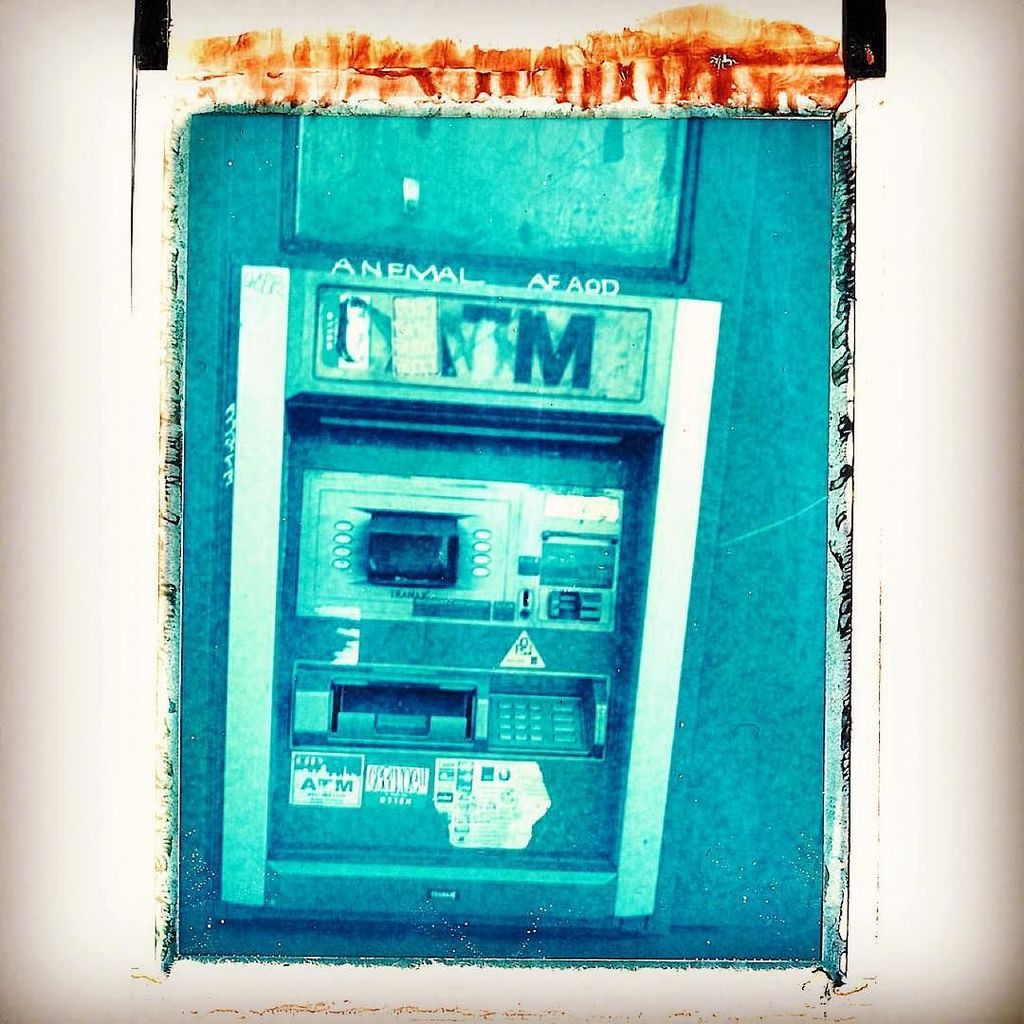 nottinbutaig's tweet image. ATM at The End of The Road #Polaroid180 #ID-UV #expired #sanfrancisco #polawalk #glasskeyphoto #makerealphotos #sna…