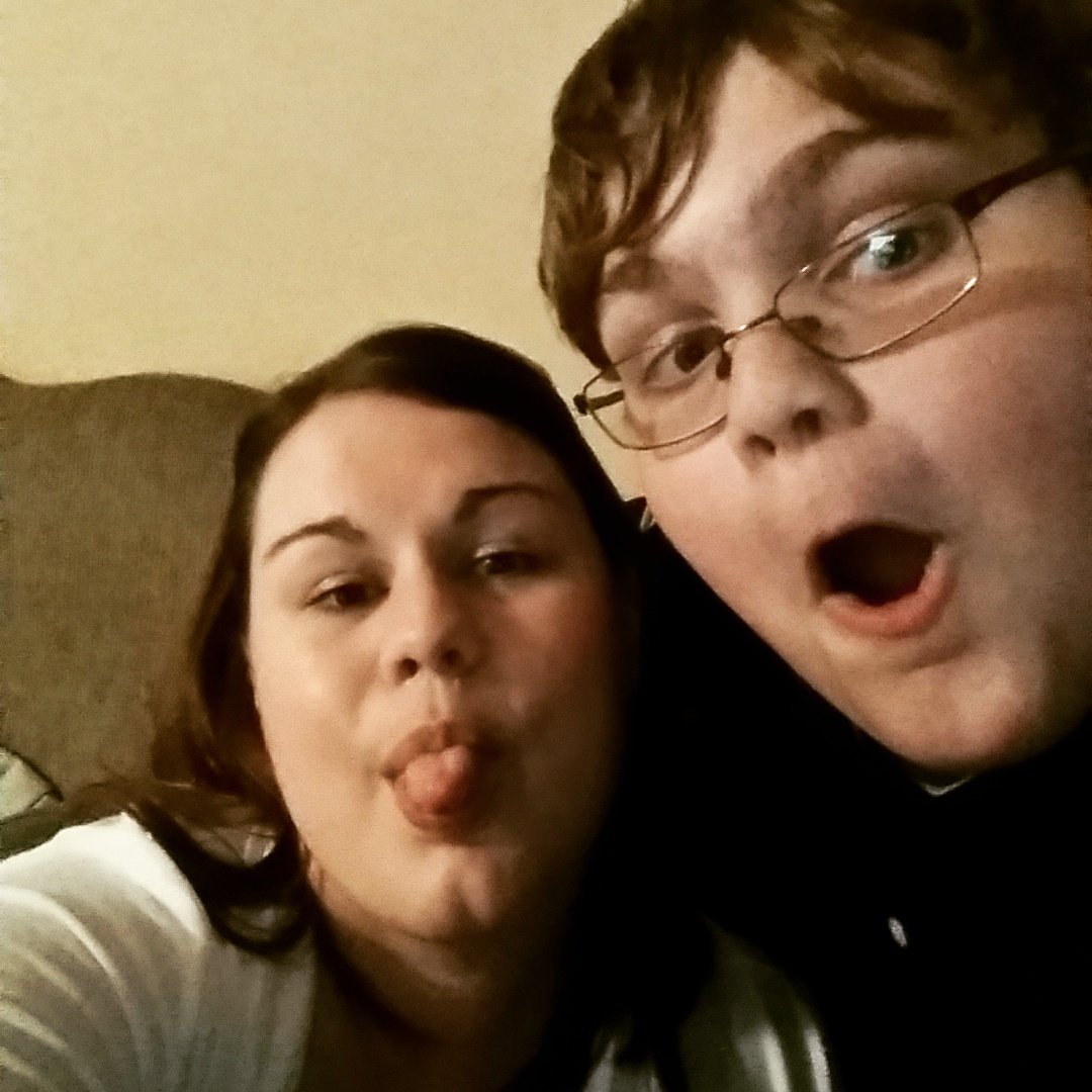 bugasmom2003's tweet image. Silly boy