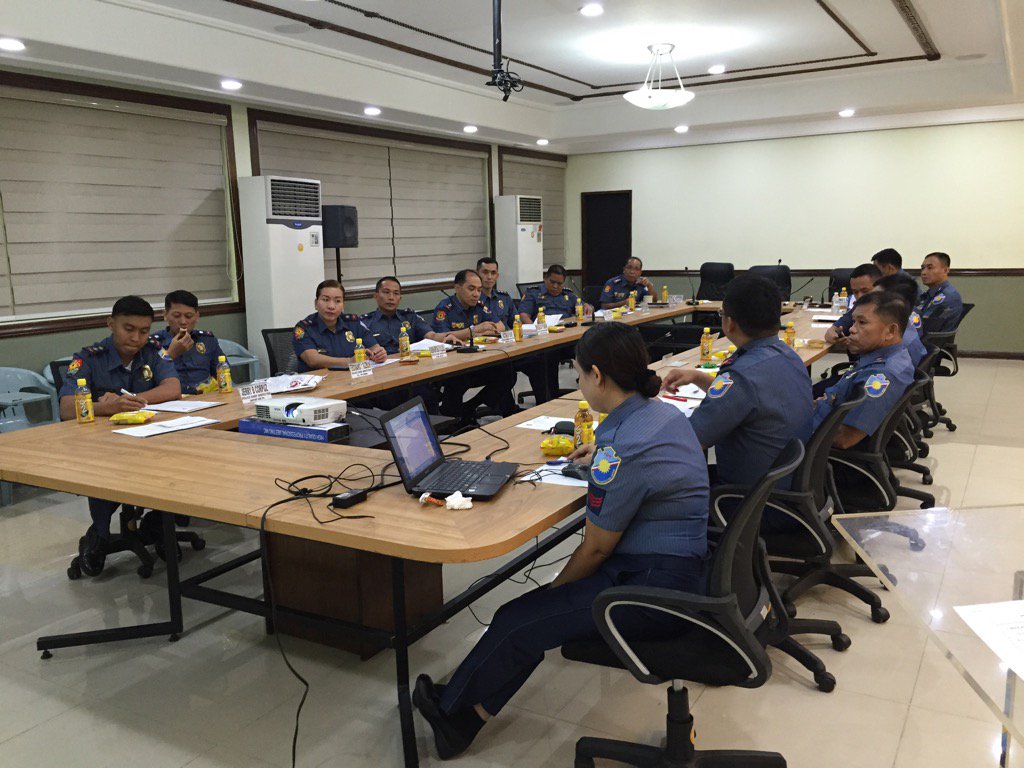 sds_pspg's tweet photo. 12/01/15 Weekly Staff Conference @pnppspg @DirectorPSPG @CSPSPG @sds_pspg https://t.co/RFXMYtgCwr