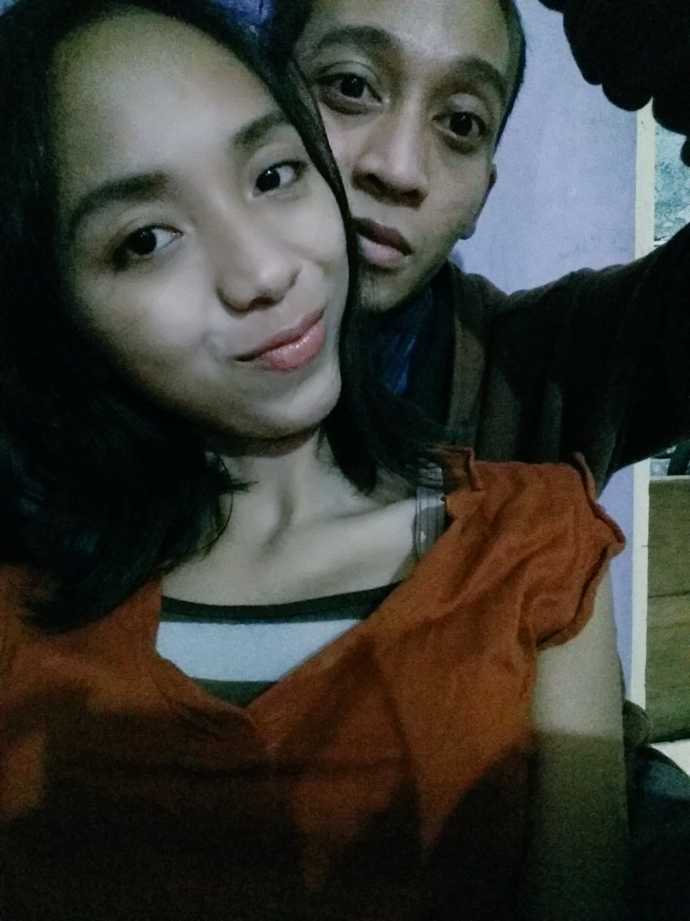 afrillisa's tweet photo. @afrillisa and my husband:* https://t.co/TOpw6oFp5h