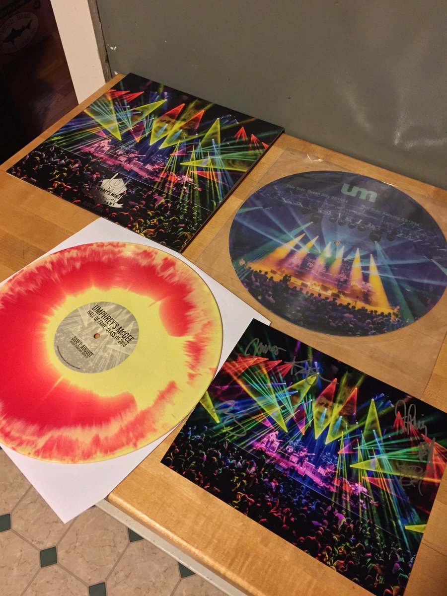 mjizzle03's tweet photo. Finally. Been waiting all month to lay my eyes on these beauts. #HOF14 https://t.co/Yn1J1VJvtU