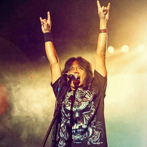 The Seven Octave Man dari band legendaris Power Metal #SuperIcon bit.ly/1PXzeEb