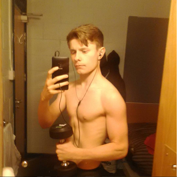 Corbett_Designs's tweet photo. Love working out! #3amWorkout https://t.co/tidGK33R46