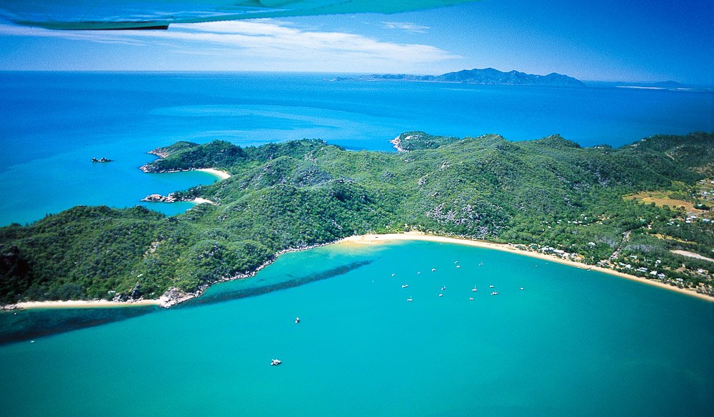 OZbreaks's tweet photo. Looking for a relaxed & tropical holiday? Visit @MagneticIslnd
Book here: https://t.co/Mb97z5stGm
#Holiday #Zbreaks https://t.co/00AuMSxhpP