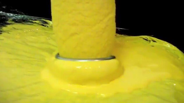 Roller_Squeegee's tweet photo. #RollerSqueeggee™ launches in Great Britain at @PDShow1 on the @ColemanBrosLtd save paint, save time, save water https://t.co/Y8Rnh6r8G7