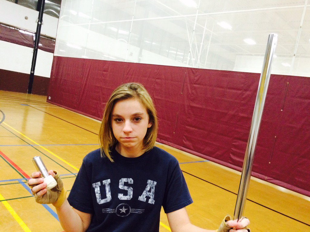 SHS_Mrs_Z's tweet image. 22 years of guard and I&apos;ve never witnessed a pole split like this. 😂 @GuardCentral #guardproblems #winterguard