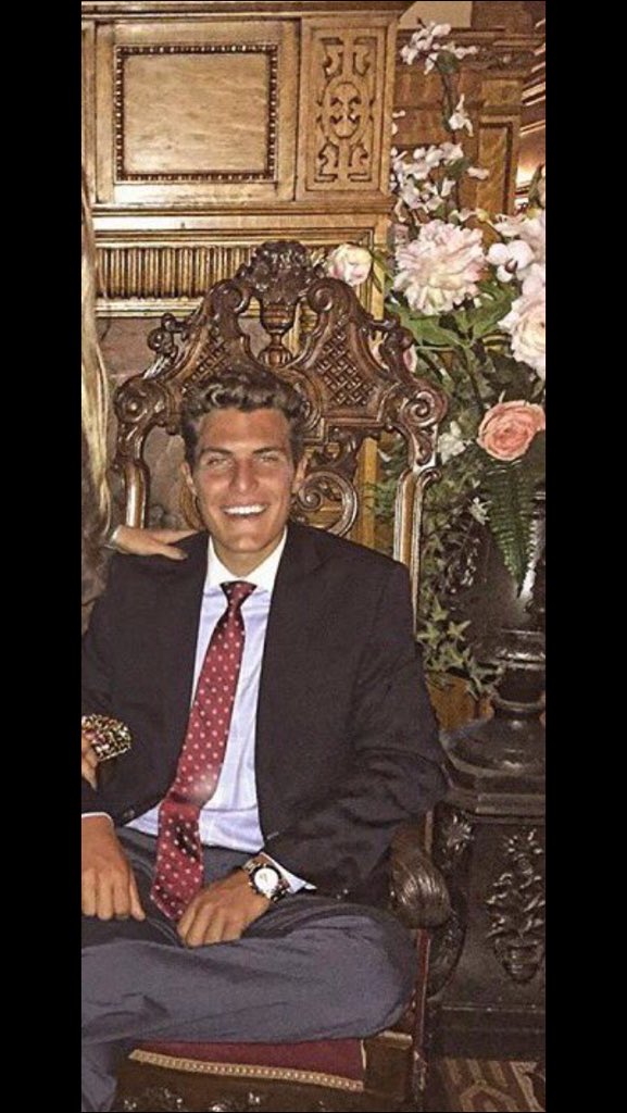 LCSTARTER's tweet image. Sophie Balardo starter pack