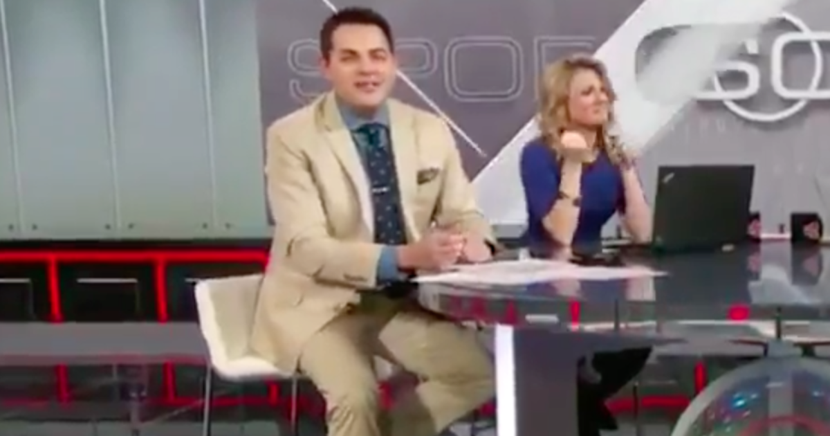 HuffPost's tweet photo. ESPN anchor asks why there's no outrage over white player's end-zone dance https://t.co/zfeqRFZfpu https://t.co/VWMyDeoAIF
