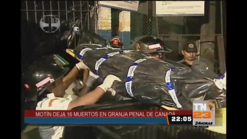 T13Noticias's tweet photo. Motín deja 16 muertos en la Granja Penal Canadá https://t.co/owdo4C5nWP https://t.co/b11EFTMafg