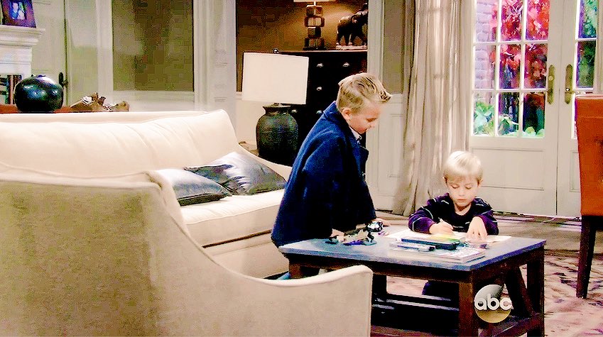 TheMorganss's tweet photo. Sam with her boys❤️❤️ #QueenSam #BestMother #MotherAndSon #DannyAndJake #Brothers #GH https://t.co/gpUTFaUAXZ