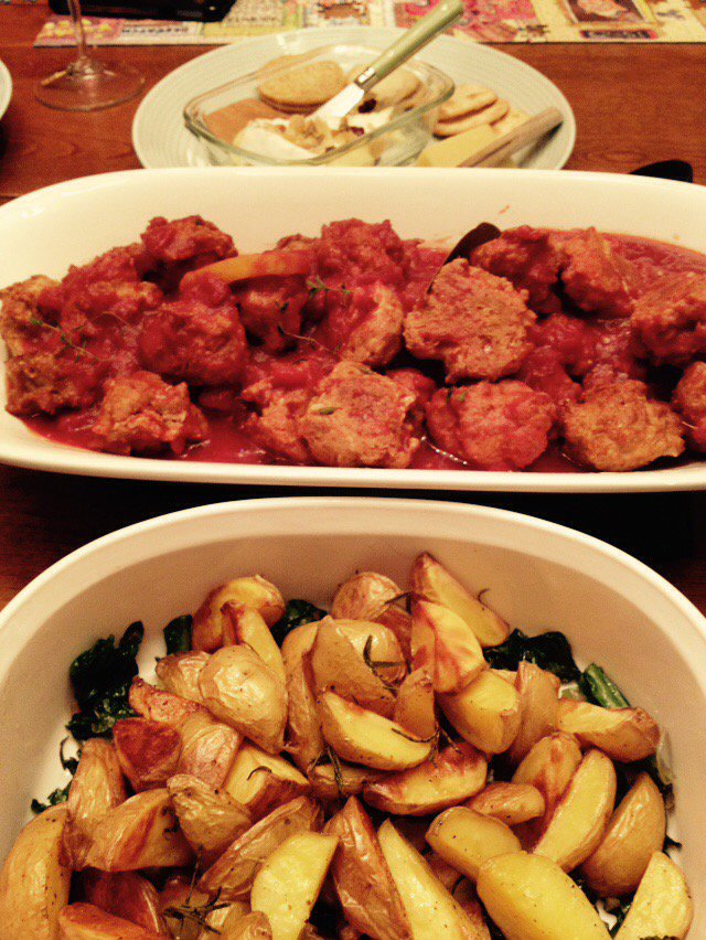 SAHMmelier's tweet photo. Super versatile but I went w #albondigas #QuimeraVT @AchavalFerrerUS @GregoryWhitePR https://t.co/5J3H0u7a9b