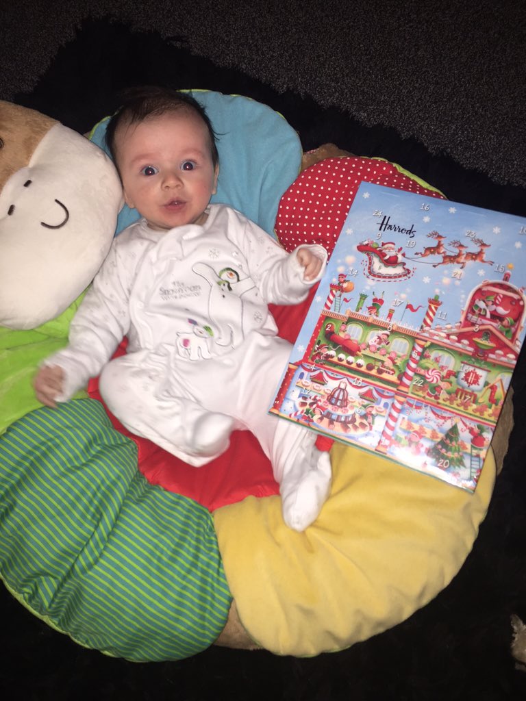 stacey_dagger's tweet photo. Thank you for my christmas outfit @TomMoores  and @LozzaAinsworth   Xxxx #happydecember https://t.co/RqjL6ZwhF8
