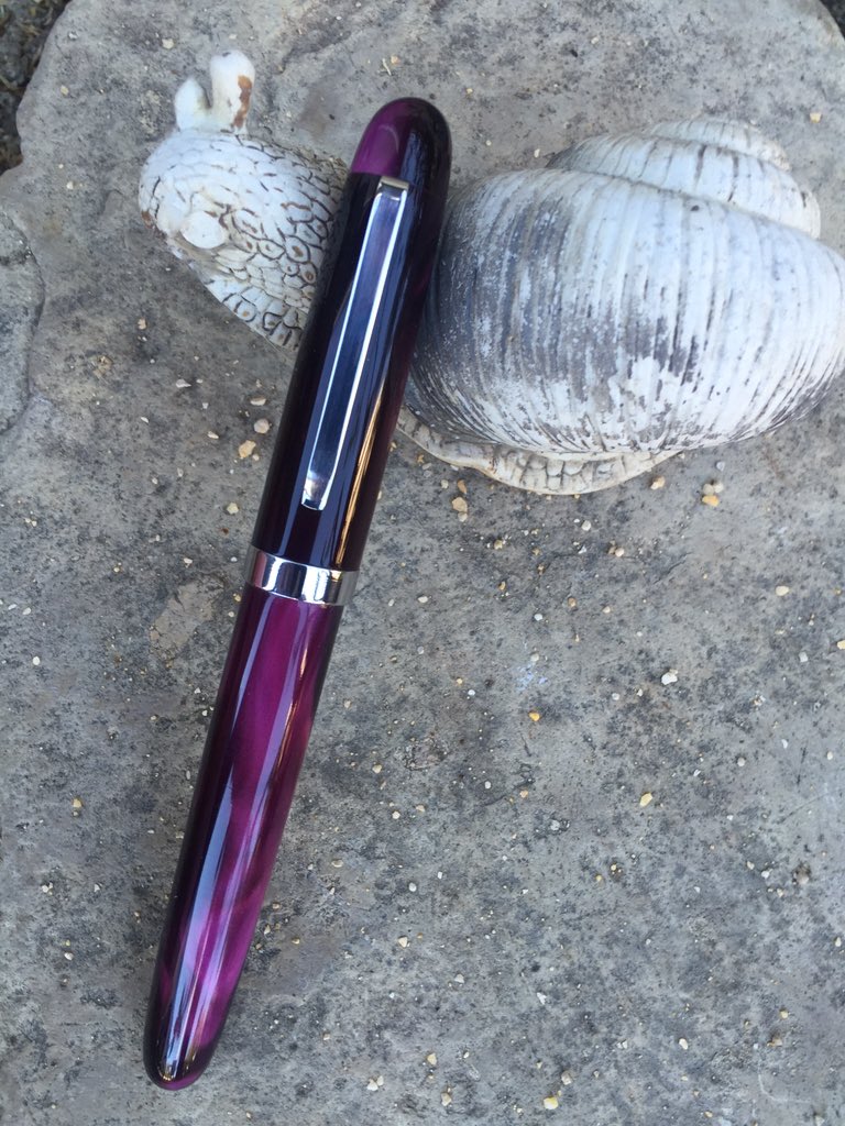 #purple #Hooligan #Fountainpen