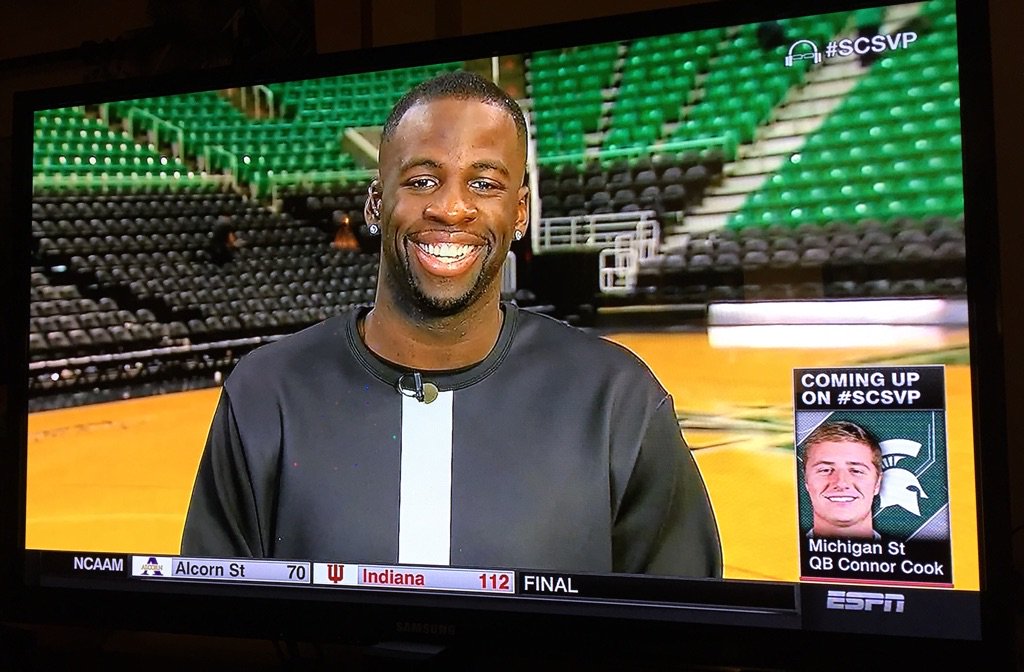 WeLoveIzzo's tweet photo. Good to be a Spartan @Money23Green &amp; @Connor_Cook03 on @SportsCenter w/ @notthefakeSVP #GoGreen great guys @MSUAD https://t.co/d7ONDVrjTl
