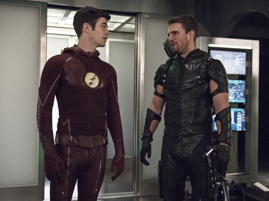 USATODAY's tweet image. The latest #Flash and #Arrow crossover set up the #LegendsofTomorrow. usat.ly/1NF2Dmp (Photo: The CW)