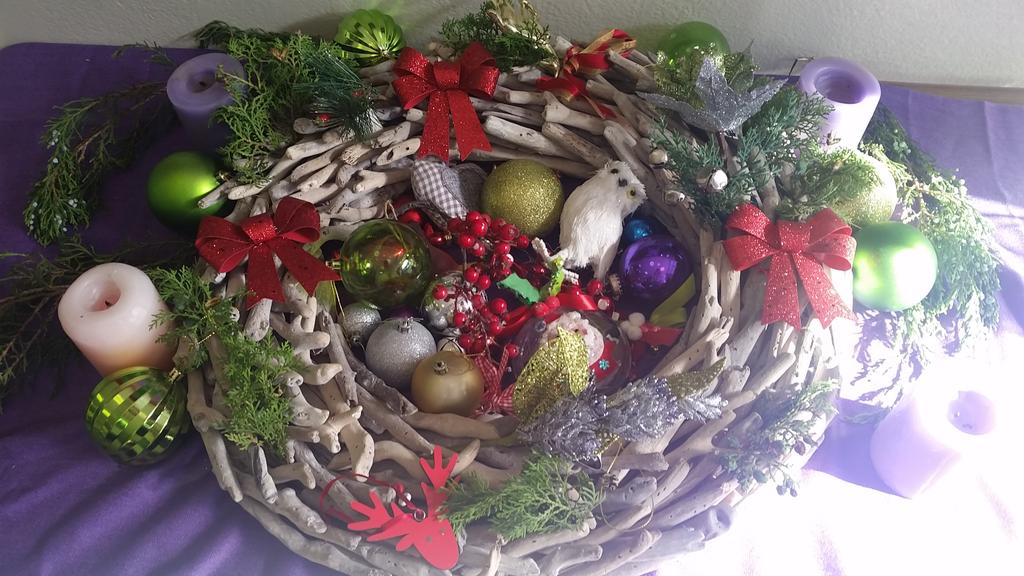 oldchatswood's tweet photo. We have begun to prepare for the celebration of the birth of Jesus! #advent #joy #hope #wreath #jesuswillcomeagain https://t.co/7v1ga5t4Qx