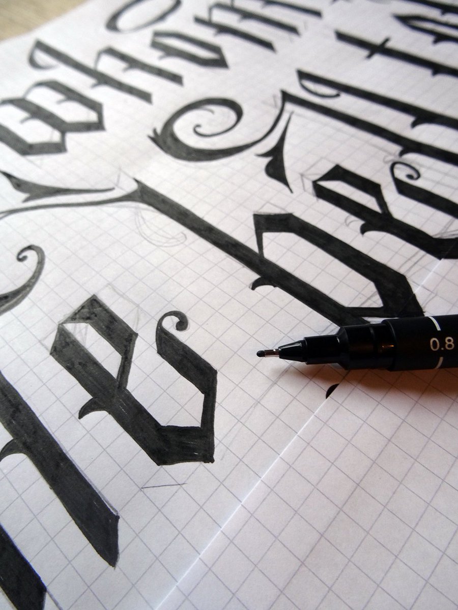 rachelssigns's tweet photo. #gothic #font available #smalltype #thedailytype #lettering #handlettering #graphicartist #signs #design #Brighton https://t.co/d6yTWVgVyu