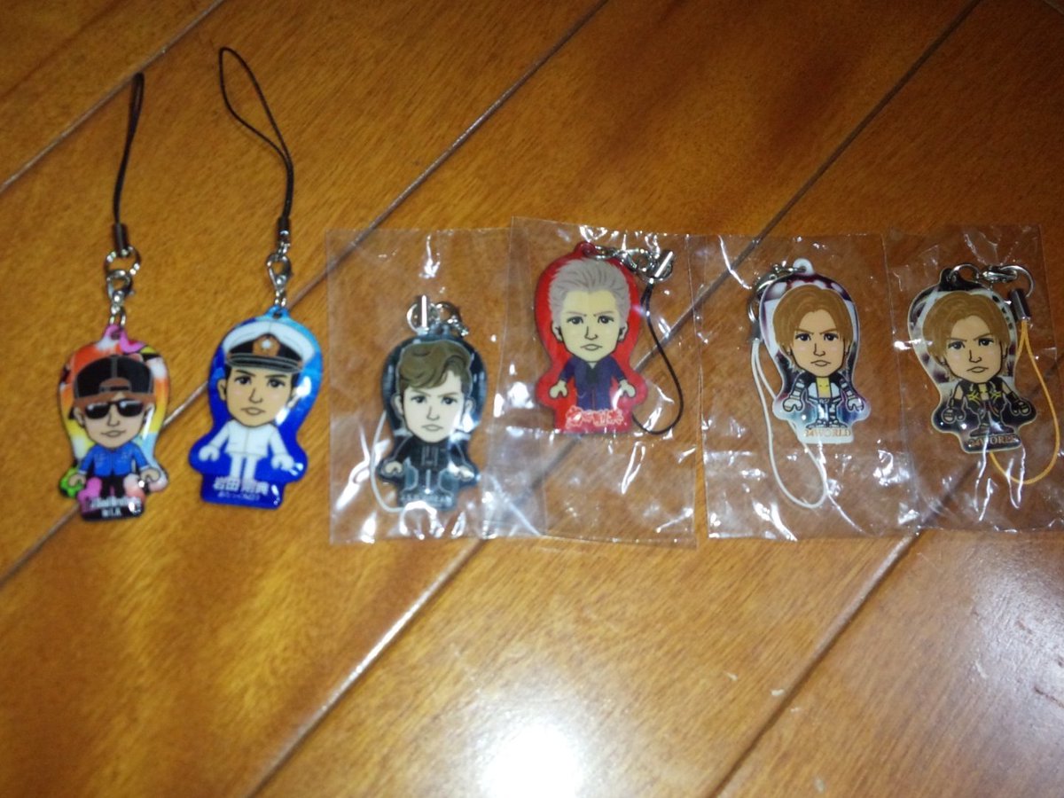 nnm_ac's tweet photo. 【拡散希望】

キャラ卒の為
岩田剛典 レアキャラ
お譲りします。
高値で手に入れたものなので
相場理解の上リプお願いします。

アタック/クローズ/24WORLD2種/L.A./J.S.B.リーゼント https://t.co/LrXuSfYRaT