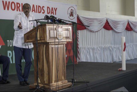 MichelSidibe's tweet photo. A strong &amp; fully-funded #civilsociety is critical to implement the #FastTrack to #EndAIDS #WAD2015 https://t.co/wWPQy6TE2P