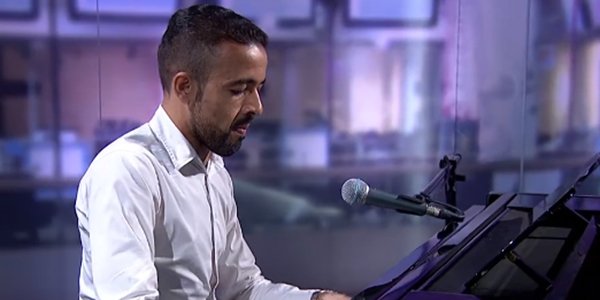 WalesOnline's tweet photo. The amazing video that proves @liamdutton is even more talented than you thought https://t.co/T2q2POedaf https://t.co/UYKxyqZs1m
