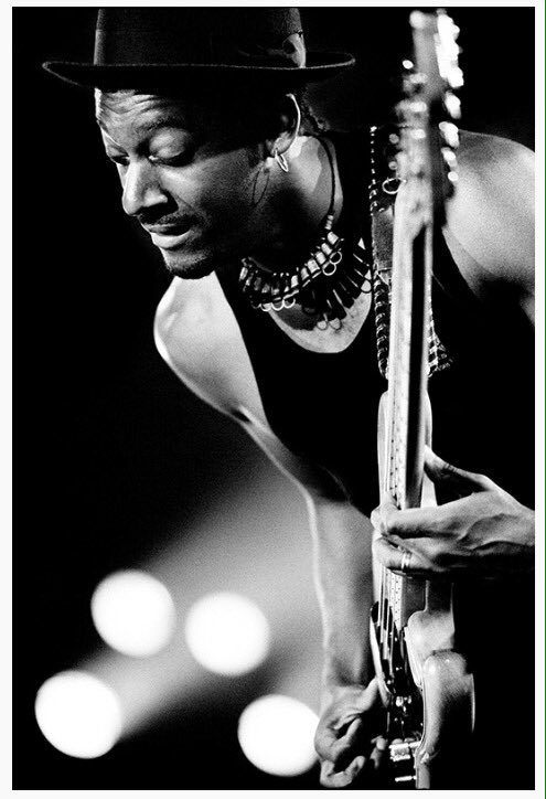 iconcertphoto's tweet photo. Beautiful vintage photography on this website https://t.co/EMQUV8xPNq #concertphotography https://t.co/HFiDKGjTMz
