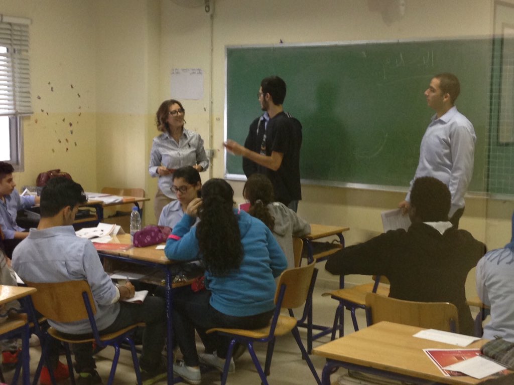 RaymondeNaim's tweet photo. #madeanimpactwhen Deloitte #Beirut office volunteeres with @Injaz_Lebanon !!! @DeloitteME https://t.co/XmQZTiI1Bs