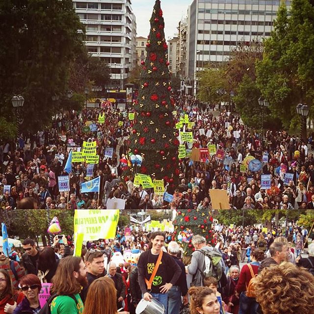 Quilombo_GR's tweet photo. 29/11/2015 #climatemarch with @greenpeace_gr  and @WWF_Greece  #percussions #afrobrazilian #samba #athens #Greece https://t.co/12bH2OI7cx