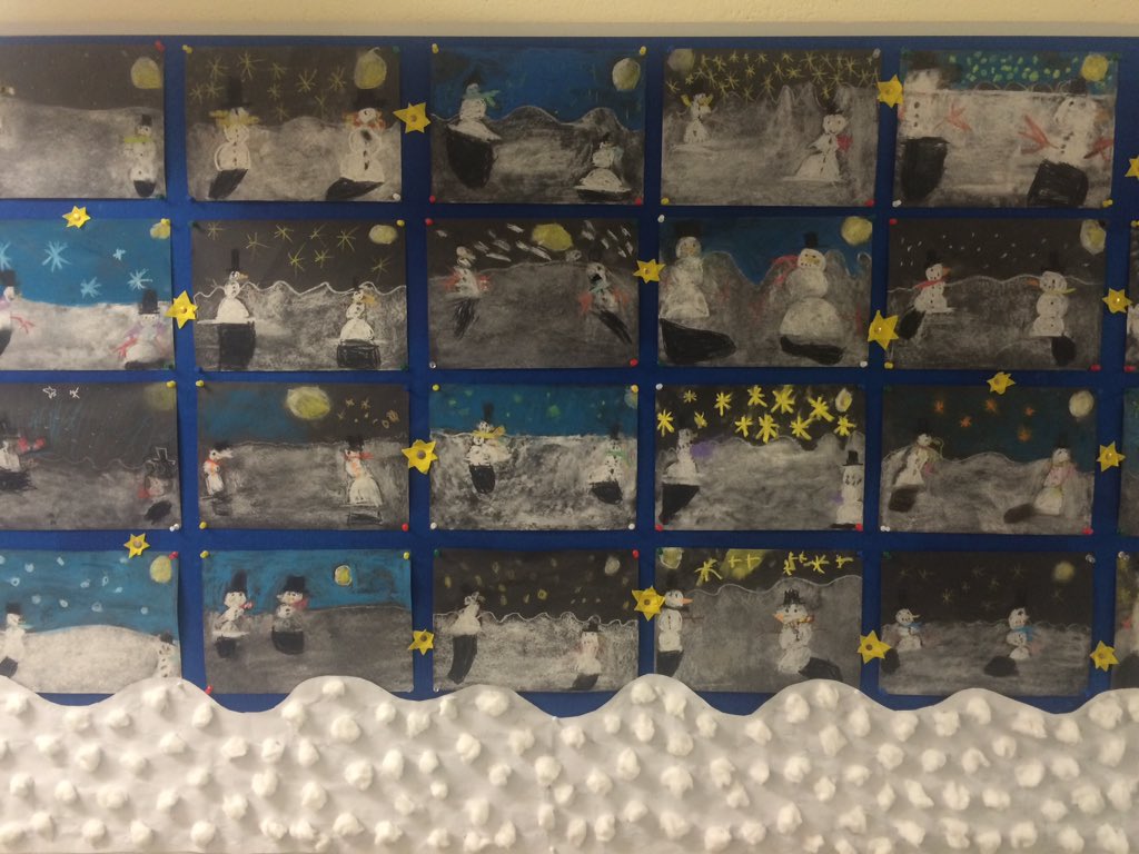 MonageerNS's tweet photo. Some of the great art in our school. https://t.co/aiatFubWQ0