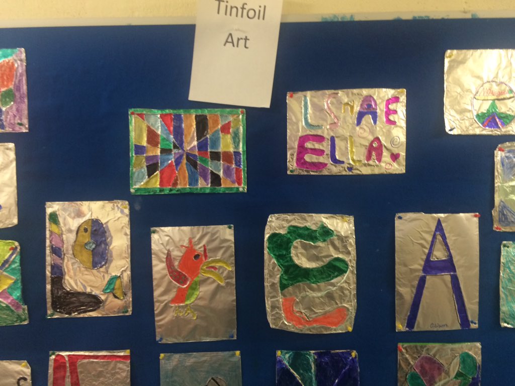 MonageerNS's tweet photo. Some of the great art in our school. https://t.co/aiatFubWQ0