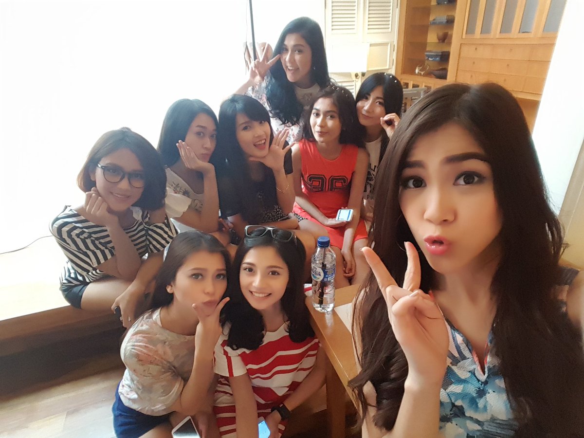 Our #wefie heee hooo..