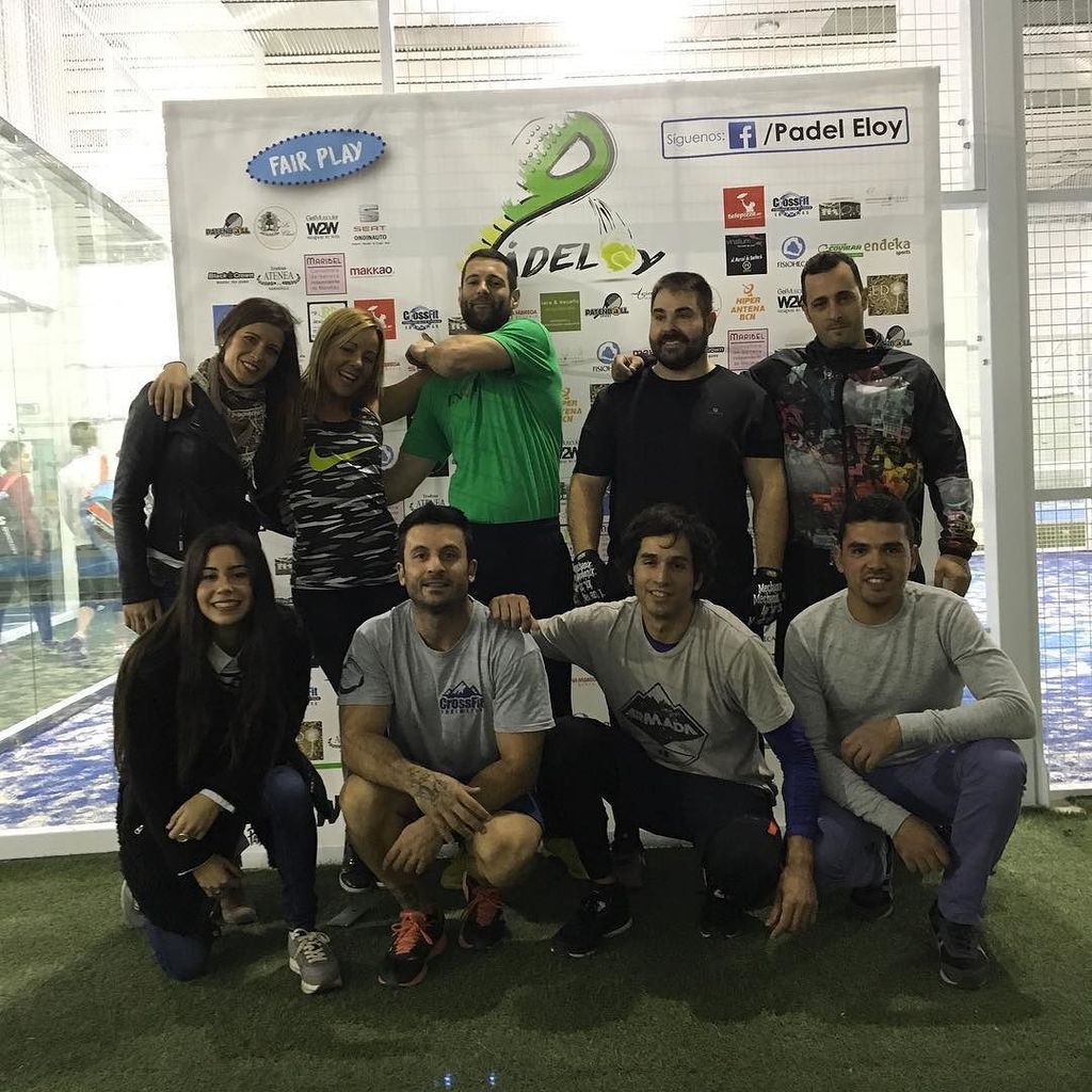 Padel_ig's tweet photo. Visita en Padeloy del equipo de CrossFit Edelweiss.
#crossfit #crossfitedelweiss #crossfitrules #wod #workoutday #… https://t.co/mxVMWLWZEb