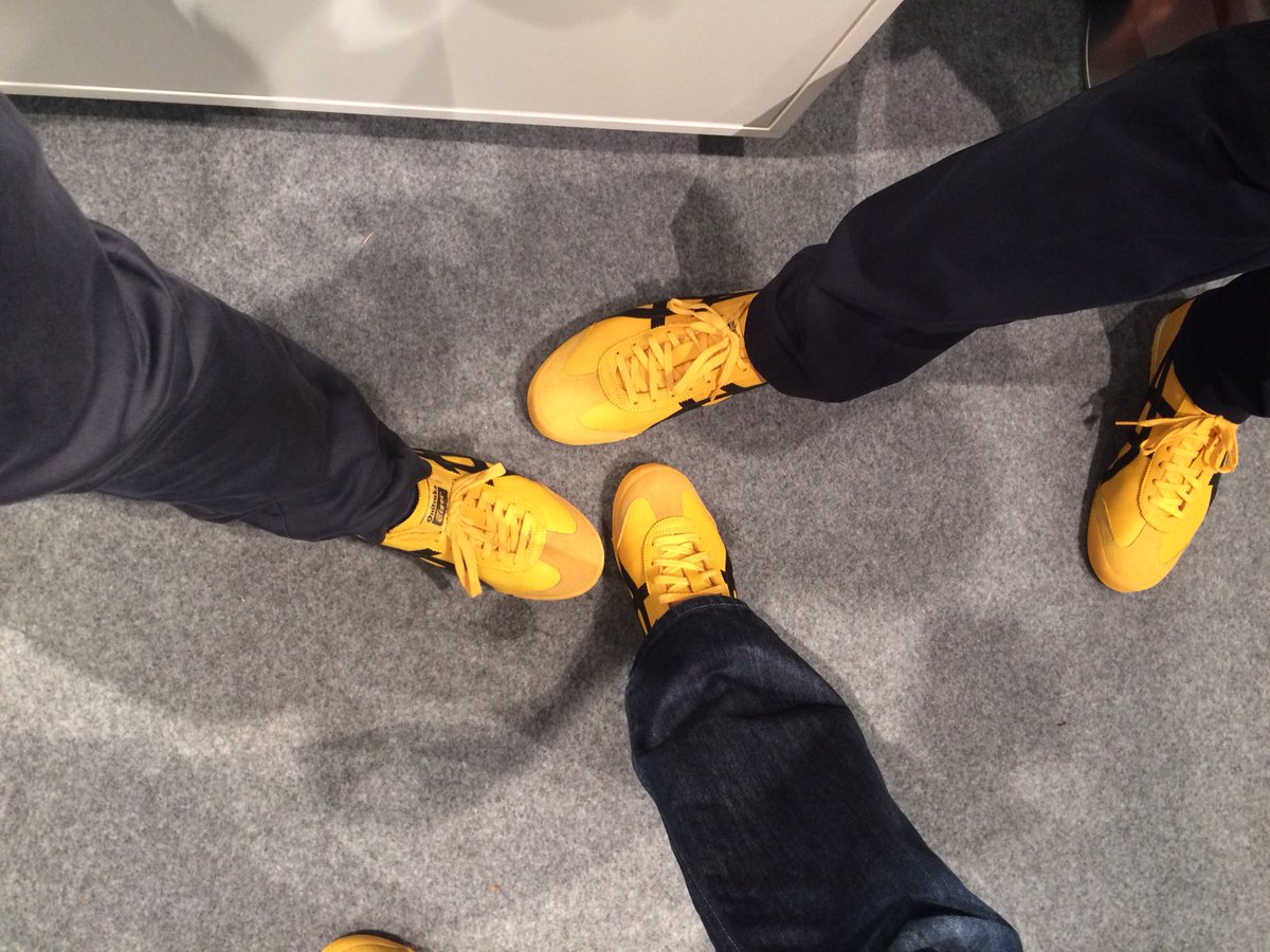 3PARVISION's tweet image. @AntemetA 's team is ready and so the #3PARVISION experts!! Find the #YellowShoes #fullflash #HPEDiscover London