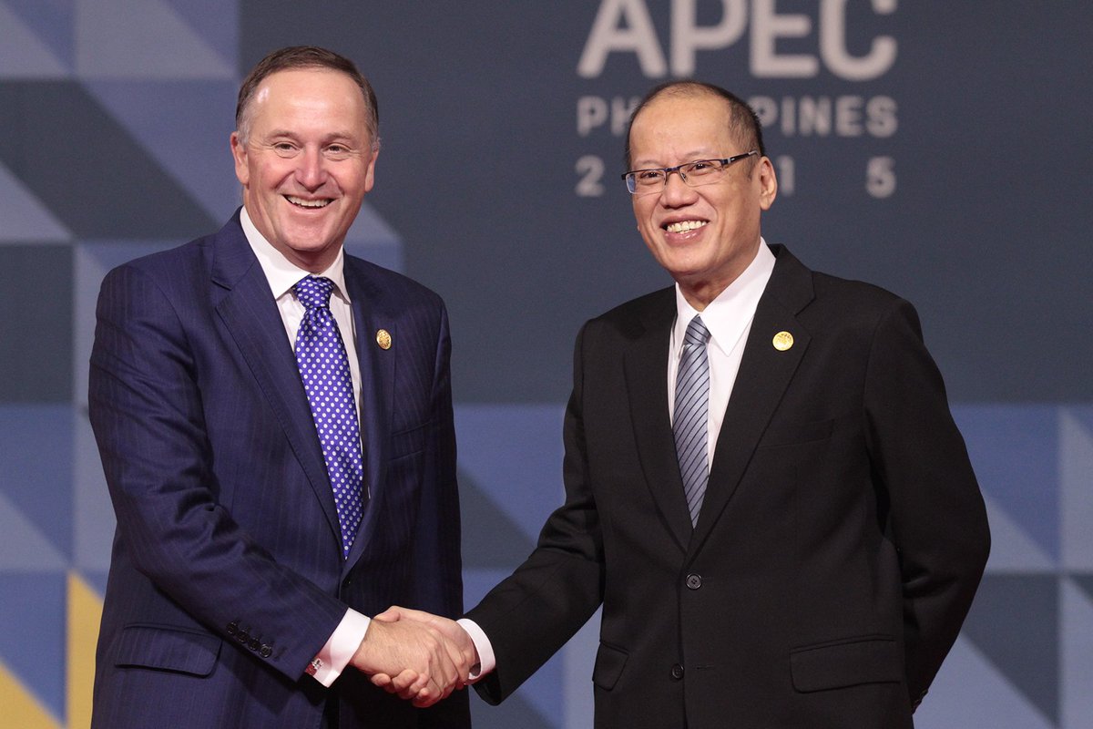 APEC 2015 tweet media