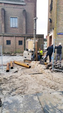 Vandaag officieel de eerste funderingspaal geslagen voor de nieuwe ontmoetingsruimte H.Michaelkerk te #Emmeloord