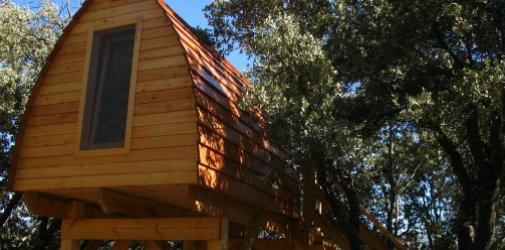 pitchup's tweet image. Escape the #winter &amp;amp; head to Camping-Bungalows' treetop pod in #Spain, from £42.50 bit.ly/1lK0YQa