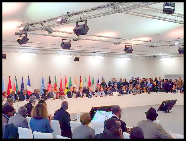 CITYGUIDEPARIS's tweet image. #COP21 Aujourdhui ... 
@COP21 #CITYGUIDEPARIS