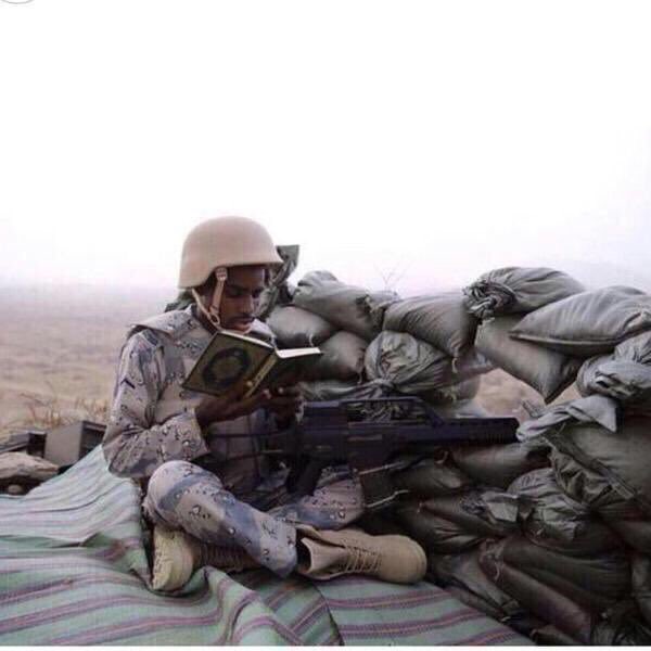 #رجال_الحد_الجنوبي يقدمون أجمل صور الفداء لوطنهم والدفاع عن أرض الحرمين بكل عزم وحزم
اللهم مكنهم وانصرهم وسدد رميهم.